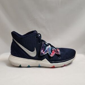 Nike Kyrie 5 Galaxy Multi-colored Basketball Sneakers (Size 7Y)